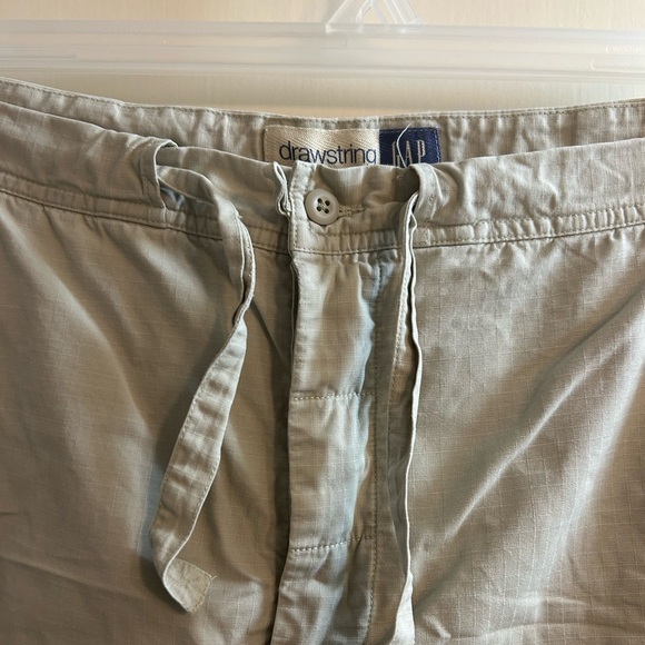 GAP Drawstring Cargo Pants - Picture 8 of 9